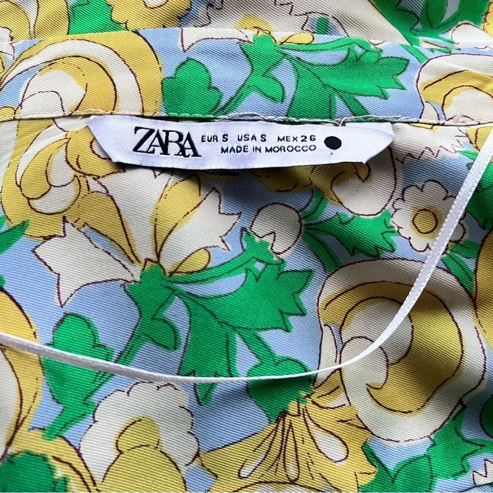 Zara Satin Wrap Yellow Green Floral Paisley Influencer  Baddie Mini Dress Size S
